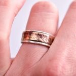 Between 2 rails ring 05 Between 2 rails ring by REM Jewellery