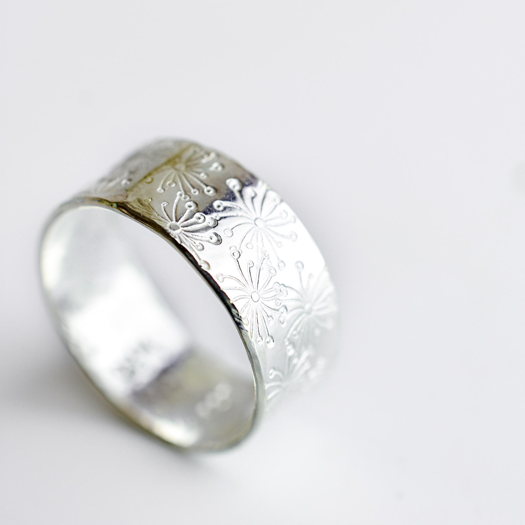 VOROCO Sterling Silver Dandelion Ring – Adjustable #6-8, Cubic Zirconia, Stackable