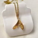 leaves gold plated pendant front 04