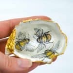 Oysters Bees -4 Annette Line-Ellis. Decoupage Oysters.