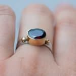 SS & 9ct Gold garnet ring (3)
