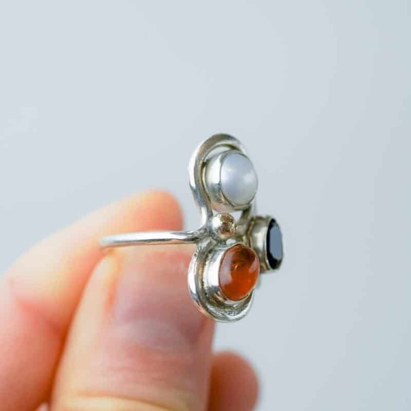 Sterling Silver Garnet Pearl and Amber Ring