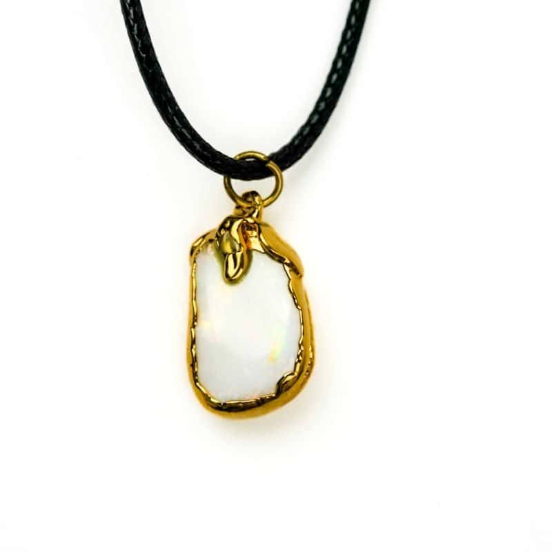 Terry Lyell. Australian Opal.