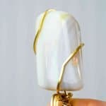 Opal and gold wire pendant (1)